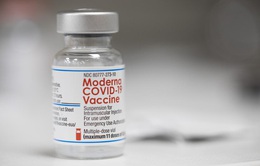 Mỹ: FDA khuyến nghị sử dụng vaccine của Moderna cho trẻ 6-17 tuổi