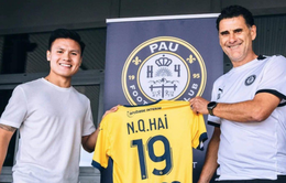 Quang Hải "chiếm sóng" trong buổi ra mắt tân binh của Pau FC