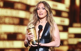 MTV Movie & TV Awards 2022: Nhận giải, Jennifer Lopez cảm ơn "những kẻ làm tan nát trái tim"