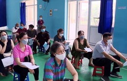 Nhiều người dân Hà Nội thay đổi quan niệm về tiêm vaccine COVID-19 mũi 4