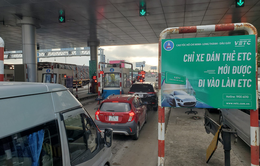 Cao tốc TP Hồ Chí Minh - Long Thành - Dầu Giây ùn ứ ngày đầu áp dụng thu phí không dừng