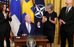 Tổng thống Mỹ phê chuẩn hồ sơ đăng ký gia nhập NATO của Phần Lan, Thụy Điển