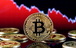 Bitcoin thủng mốc 20.000 USD