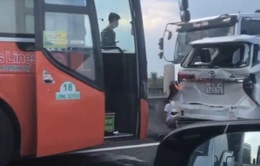 Tai nạn liên hoàn trên cao tốc TP Hồ Chí Minh - Trung Lương