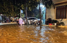 TP. Lào Cai ngập sâu do mưa lớn