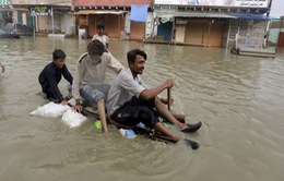 Tổng Thư ký LHQ kêu gọi hỗ trợ “lớn” khi lũ lụt gây thiệt hại lên tới 30 tỷ USD ở Pakistan