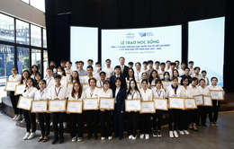 NovaGroup trao 200 suất học bổng đến sinh viên, học sinh vượt khó học tốt ĐHQG TP Hồ Chí Minh