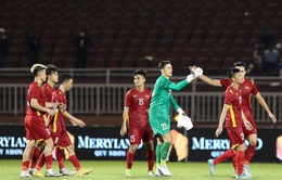 ĐT Việt Nam giành chiến thắng “4 sao” trước ĐT Singapore