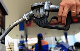 Bộ Tài chính không đồng ý giảm 100% thuế tiêu thụ đặc biệt với xăng