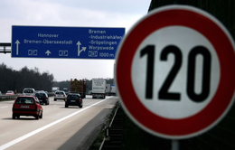 Đức: Việc giới hạn tốc độ có thể cắt giảm nhiều CO2 hơn so với suy nghĩ trước đây