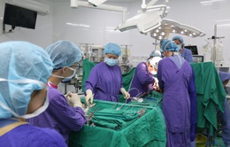 Vận chuyển trái tim từ TP. Hồ Chí Minh ra Hà Nội ghép cho bệnh nhân