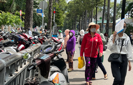 TP Hồ Chí Minh tính thu phí sử dụng vỉa hè, lòng đường