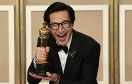 Quan Kế Huy bỏ nghiệp diễn 20 năm và trở lại giành tượng vàng Oscar