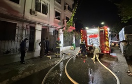 Cứu 5 người trong vụ cháy ở khu đô thị Đại Kim