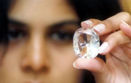 Một trong những viên kim cương nổi tiếng nhất thế giới được triển lãm tại Anh