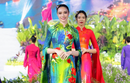 Cận cảnh BST Ngọc Viễn Đông mở màn khai mạc Lễ hội Áo dài TP Hồ Chí Minh