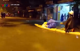Đà Nẵng sơ tán dân an toàn khỏi vùng ngập lụt