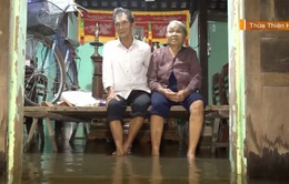 Vùng trũng ở Thừa Thiên Huế vẫn ngập sâu