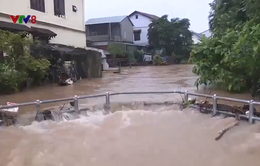 Quảng Trị: Mưa lớn gậy ngập lụt chia cắt một số địa phương
