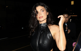 Thương hiệu thời trang của Kylie Jenner đạt doanh thu 1 triệu USD trong giờ đầu mở bán