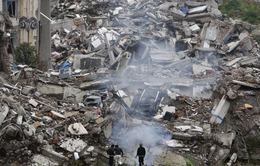 Hàng chục người vẫn mất tích, 137 người thiệt mạng sau thảm họa động đất ở Trung Quốc