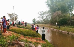 Điện Biên: Đi xe đạp ngã xuống kênh, hai cháu bé tử vong do đuối nước