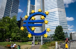 Kinh tế châu Âu có triển vọng “thoát hiểm”