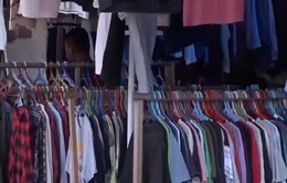 Khoảng 100 nghìn tấn quần áo cũ nhập khẩu trái phép vào Indonesia mỗi năm