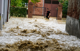 Lũ lụt nghiêm trọng ở Italy khiến ít nhất 13 người thiệt mạng, phá hủy nhà cửa và đường sá