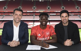 Bukayo Saka gắn bó với Arsenal đến năm 2027