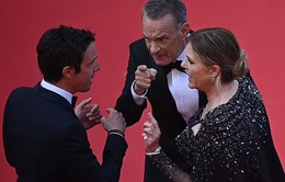 Tom Hanks nổi nóng trên thảm đỏ Cannes