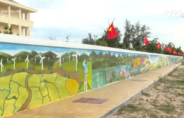 Bức tường tranh bích họa ven biển xác lập kỷ lục Việt Nam