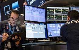 Dòng tiền đầu tư vào thị trường chứng khoán Mỹ tăng mạnh