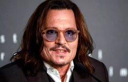 Johnny Depp không "cạch mặt" Disney