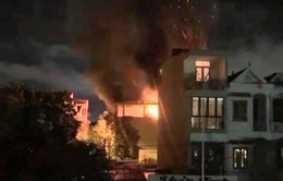 Cháy nhà lúc nửa đêm, hai anh em 14 và 19 tuổi tử vong