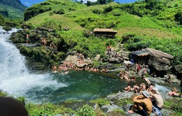 Tạm dừng hoạt động tắm tại thác Du Già sau vụ du khách tử vong