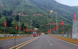 Thông xe tuyến đường nối cao tốc Nội Bài - Lào Cai đi Sa Pa