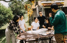 Hoa hậu Ngọc Hân đồng hành với các họa sỹ trẻ thông qua dự án xưởng sáng tác