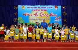 Kiên Giang: Trao hơn 2.200 phần quà Trung thu cho trẻ em hoàn cảnh khó khăn