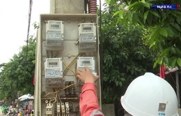 Nghệ An nỗ lực khôi phục hệ thống điện lưới sau mưa lũ