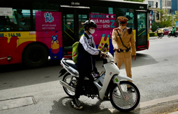 Cảnh sát giao thông Hà Nội tăng cường chấn chỉnh tình trạng học sinh vi phạm an toàn giao thông