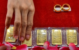 Giá vàng giảm hơn nửa triệu đồng mỗi lượng