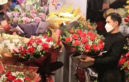 Sôi động thị trường quà tặng lễ tình nhân Valentine