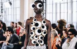 Tuần lễ thời trang New York 2024: Nỗ lực đổi mới quy tắc ăn mặc