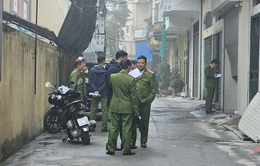 Phá cửa cứu 3 mẹ con mắc kẹt trong ngôi nhà cháy tại Thái Bình
