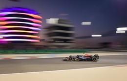 F1 | Red Bull áp đảo ngày chạy thử đầu tiên tại Bahrain