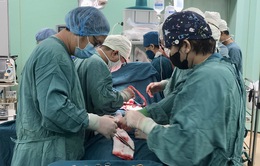 Bà Rịa - Vũng Tàu: Cứu sống nữ bệnh nhân bị đâm thủng tim