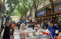 16.000 đầu sách ưu đãi trong Hội sách xuyên Việt, độc giả chung tay xây dựng Tủ sách yêu thương