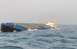 Chưa hút được 7.000 lít dầu trên chiếc tàu chìm ở Cù Lao Chàm
