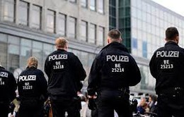 Đức phát hiện nhóm thiếu niên âm mưu khủng bố